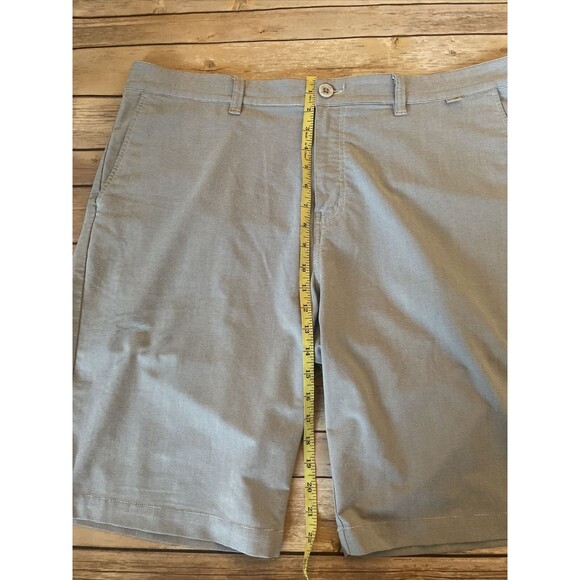Travis Mathew - 40" - Gray stripe - Stretch Golf Shorts - Picture 5 of 8